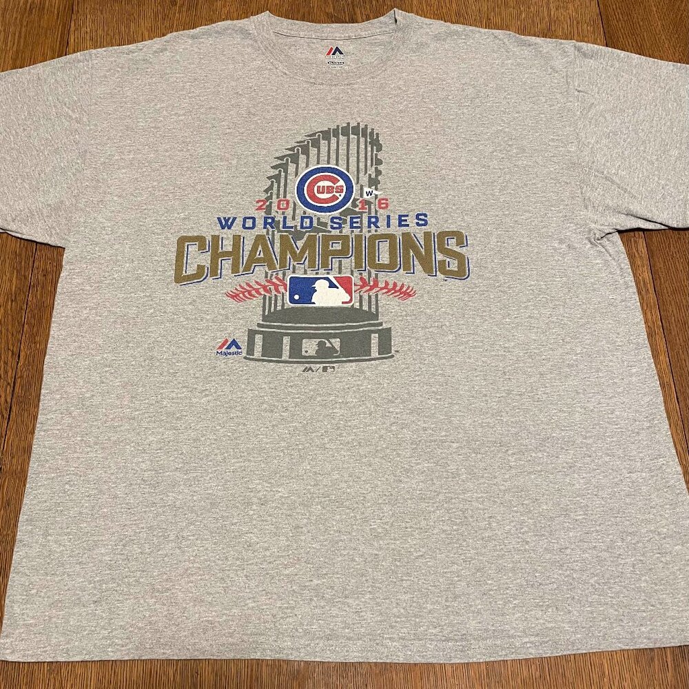 Chicago Cubs 2016 World Series Champions T-Shirt - XL, Grey
